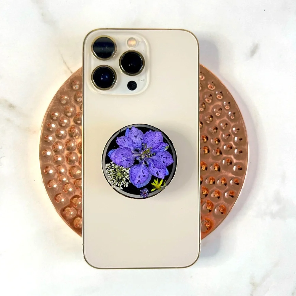 🪻Resin Flower Phone Grip